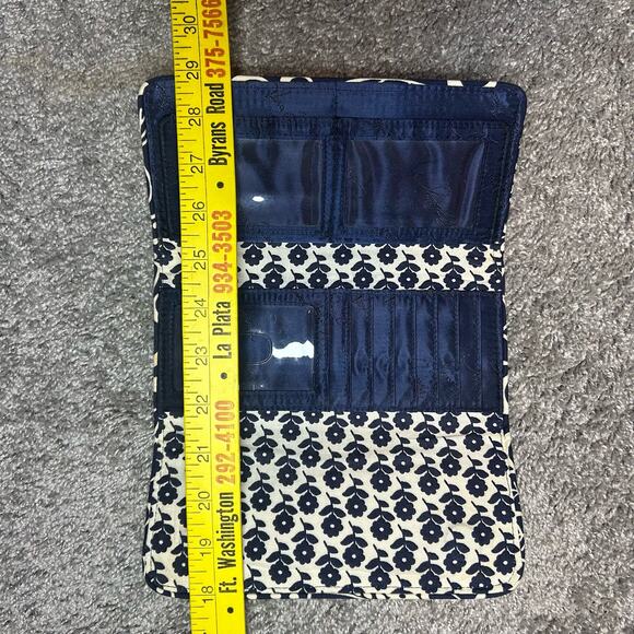 Vera Bradley Wallet Navy Magnetic Closures Cream Floral - Picture 3 of 4
